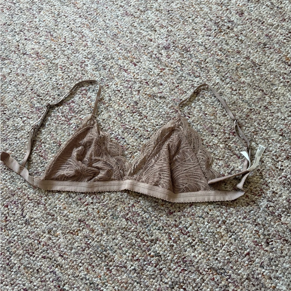 Aritzia Talula bralette